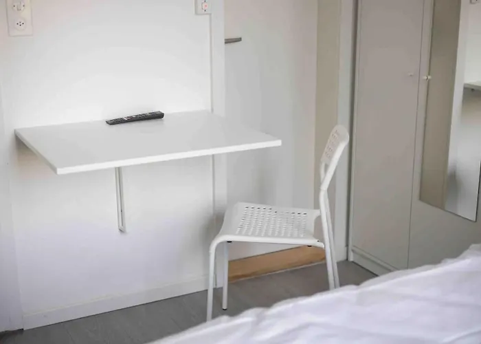 Urban Oasis With Queen Bed And View Be-42 Апартаменти